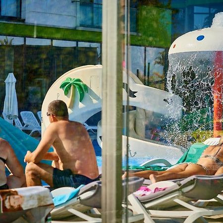Nasty 24 Aparthotel Pool & Spa Mamaia Nord Navodari Exterior photo