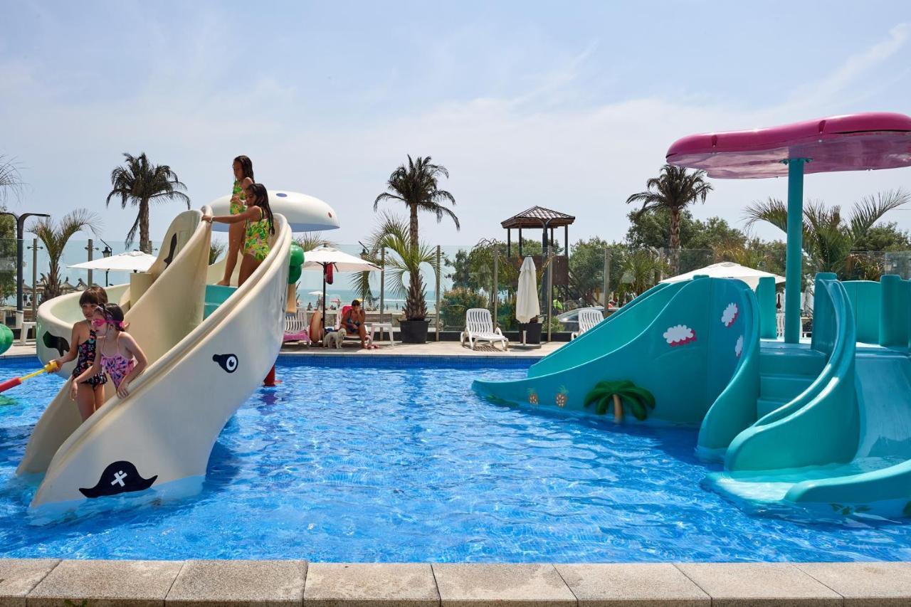 Nasty 24 Aparthotel Pool & Spa Mamaia Nord Navodari Exterior photo
